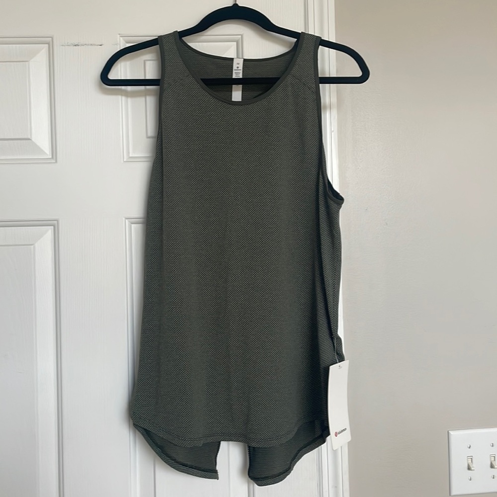 EUC! Lululemon Open Back Tank size 10.